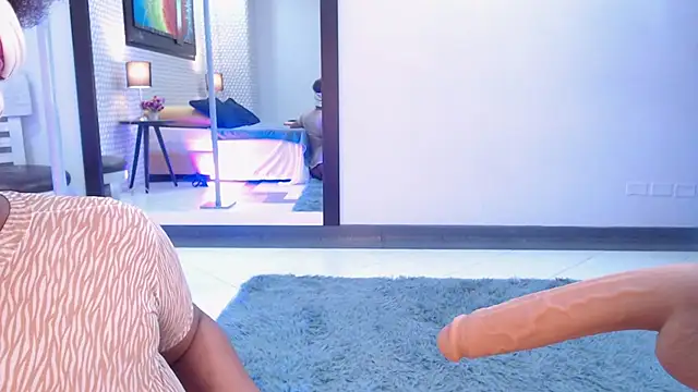 Snapshot of Makena_gh chatting on 01-25-25, 03:40 Makena gh online show from 01-25-25, 03:40