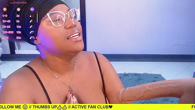 Snapshot of Makena_gh chatting on 01-27-25, 07:14 Makena gh online show from 01-27-25, 07:14