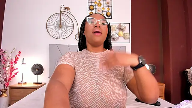 Snapshot of Makena_gh chatting on 09-30-25, 04:06 Makena gh online show from 09-30-25, 04:06