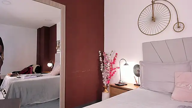 Snapshot of Makena_gh chatting on 10-22-25, 04:24 Makena gh online show from 10-22-25, 04:24