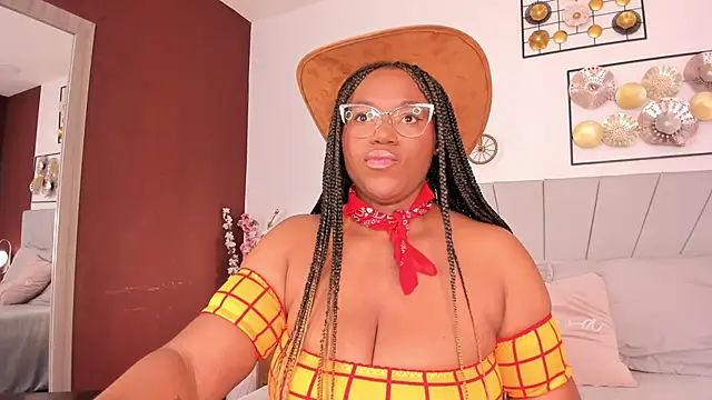 Snapshot of Makena_gh chatting on 10-26-25, 04:29 Makena gh online show from 10-26-25, 04:29