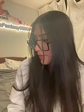 AleFantasy0001 online show from 12-19-25, 04:19