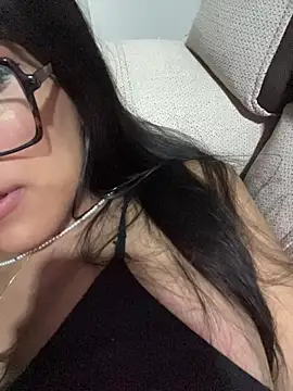 AleFantasy0001 online show from 03-13-26, 05:58