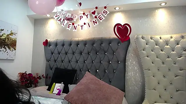 Melodi Roux online show from 02-18-25, 04:26