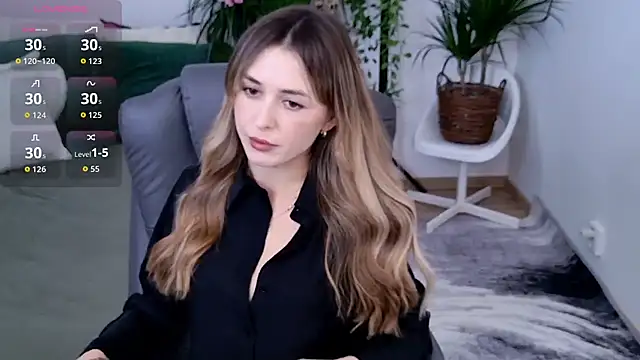 Sophie Enzo online show from 11-13-25, 11:42