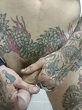 Snapshot of rolesexy chatting on 01-18-25, 11:22 rolesexy online show from 01-18-25, 11:22