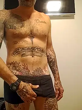 Snapshot of rolesexy chatting on 03-01-25, 10:21 rolesexy online show from 03-01-25, 10:21