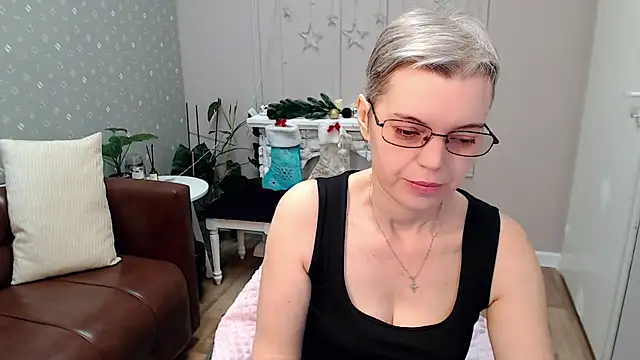 Cutie Erikaa1 online show from 01-08-26, 02:36