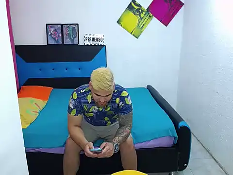 pitbullveryhot online show from 12-01-24, 04:29