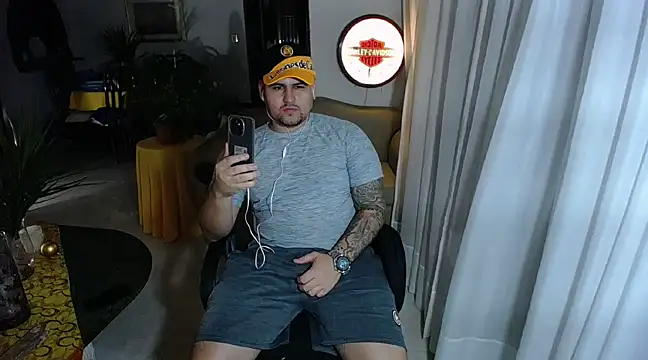 pitbullveryhot online show from 02-10-25, 09:58