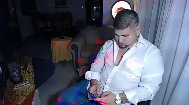 pitbullveryhot online show from 03-03-25, 08:27