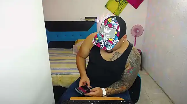 pitbullveryhot online show from 03-13-25, 03:33