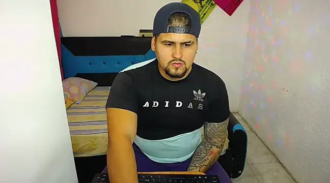 pitbullveryhot online show from 03-19-25, 04:14