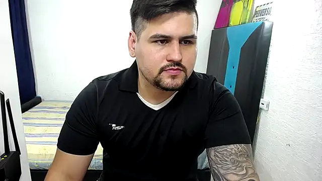 pitbullveryhot online show from 11-15-25, 01:58