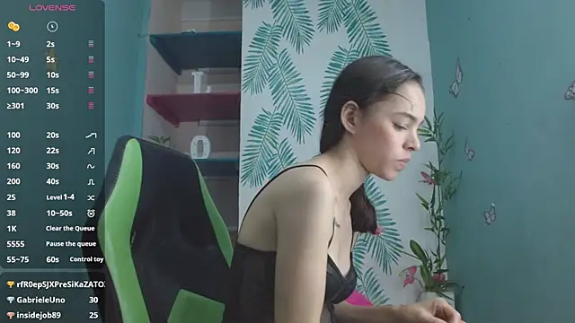 Mia-kalinfa online show from 12-09-24, 06:35