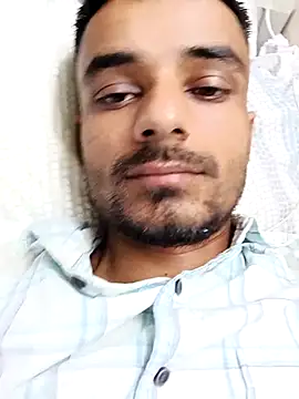 Snapshot of Gujrat_player chatting on 01-11-26, 01:38 Gujrat player online show from 01-11-26, 01:38