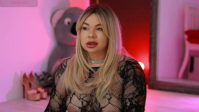 MissLilaa online show from 03-22-25, 05:41