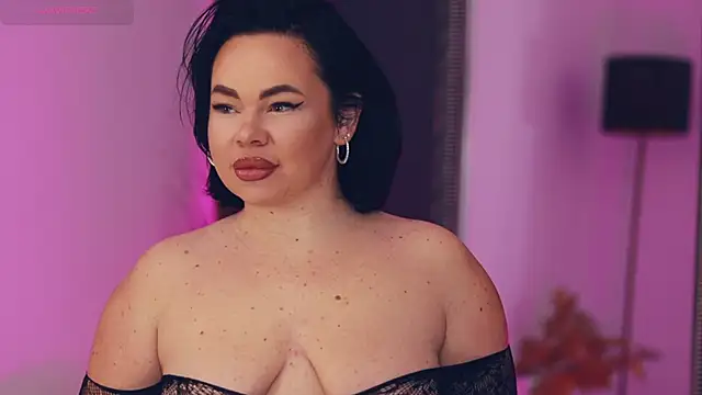 MissLilaa online show from 11-10-25, 04:28