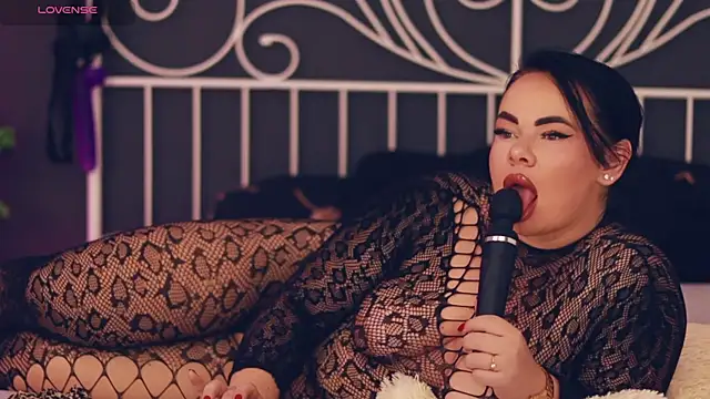 MissLilaa online show from 11-21-25, 04:27