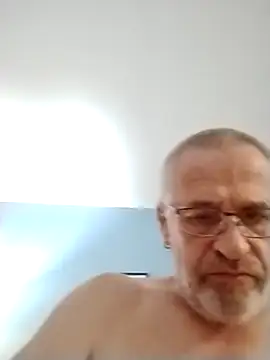 geilerschwanz64 online show from 10-26-25, 09:37