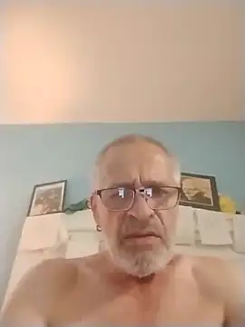 Snapshot of geilerschwanz64 chatting on 04-21-26, 03:46 geilerschwanz64 online show from 04-21-26, 03:46