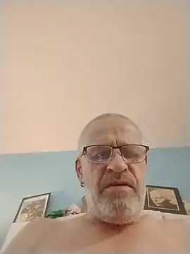 Snapshot of geilerschwanz64 chatting on 05-17-26, 04:14 geilerschwanz64 online show from 05-17-26, 04:14