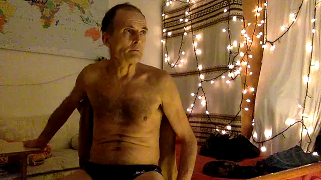 Snapshot of TowaFreespirit chatting on 12-02-24, 11:29 TowaFreespirit online show from 12-02-24, 11:29