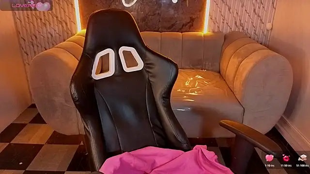 Kitty fox b online show from 04-30-26, 01:06