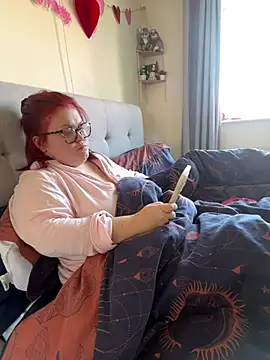 Tallulah-mae-xoxox online show from 03-04-25, 12:44