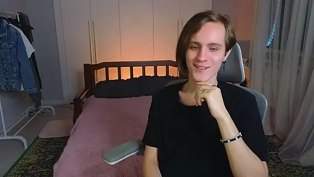 nikompell online show from 02-23-25, 03:24