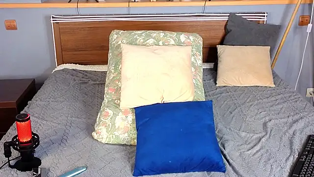 nikompell online show from 03-13-26, 02:18