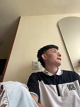 nico 18x online show from 10-23-25, 07:45