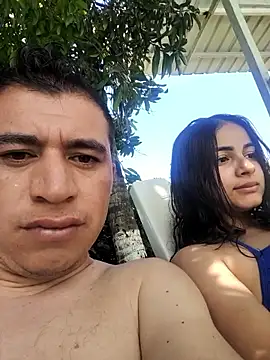 Snapshot of aleejhandraa chatting on 10-24-25, 05:09 aleejhandraa online show from 10-24-25, 05:09