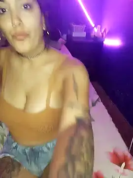 Snapshot of shishiii_11 chatting on 02-28-25, 04:10 shishiii 11 online show from 02-28-25, 04:10