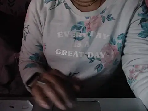 Snapshot of Jannat_ji chatting on 12-06-24, 06:04 Jannat ji online show from 12-06-24, 06:04