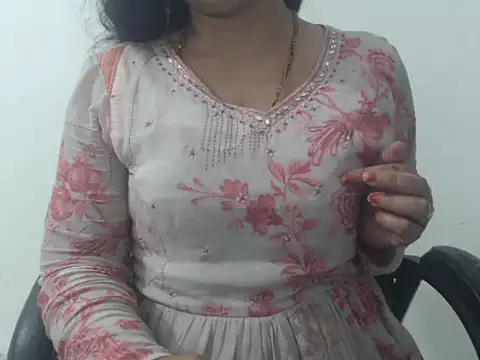Snapshot of Jannat_ji chatting on 06-12-26, 01:43 Jannat ji online show from 06-12-26, 01:43