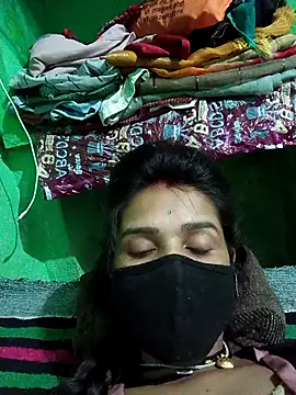 Hoty girl 143 online show from 10-15-25, 04:07