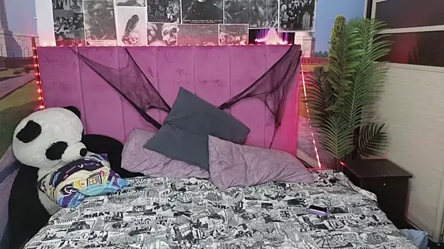 Snapshot of Baby_lunatic chatting on 12-10-24, 09:33 Baby lunatic online show from 12-10-24, 09:33