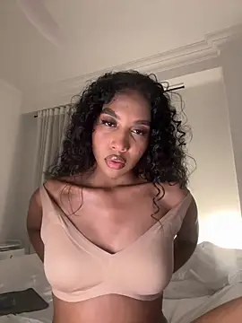 Snapshot of IamCrystal2 chatting on 04-29-26, 11:22 IamCrystal2 online show from 04-29-26, 11:22