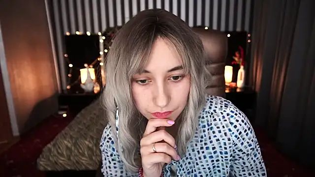 Roxy Rayy online show from 01-01-25, 08:04