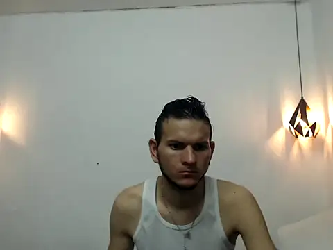 Latin Boy24 online show from 09-18-25, 05:26