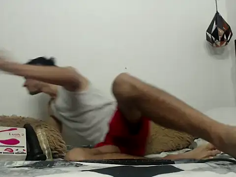 Latin Boy24 online show from 10-06-25, 03:53