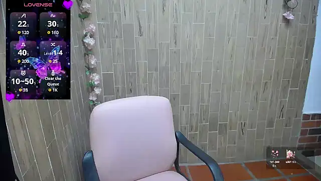 solyeria online show from 02-20-25, 12:08