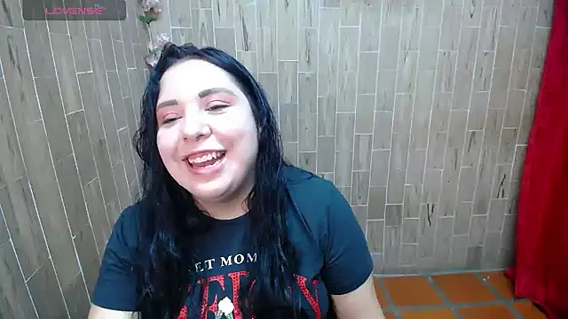 solyeria online show from 01-16-26, 02:37