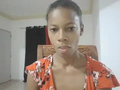 Snapshot of adele-33 chatting on 02-21-25, 11:32 adele-33 online show from 02-21-25, 11:32