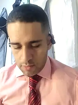 CRISTHIAN GREY01 online show from 01-24-25, 03:11