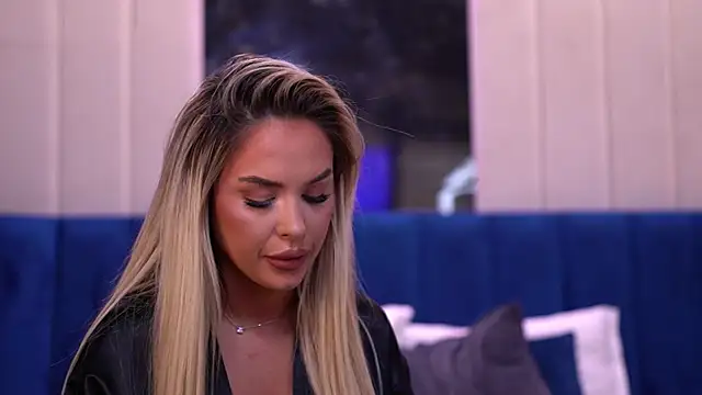 SelenaFrost online show from 01-25-25, 09:15