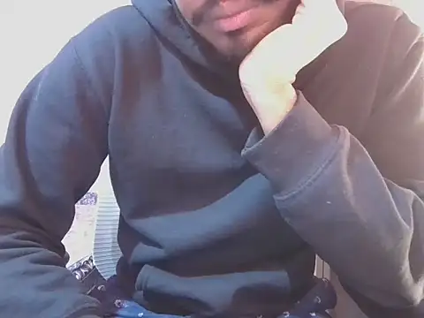 KissesBoyAD online show from 01-10-26, 04:31