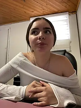 imlindapink online show from 03-04-25, 07:11