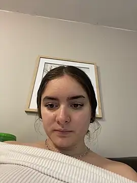 imlindapink online show from 03-18-25, 08:04